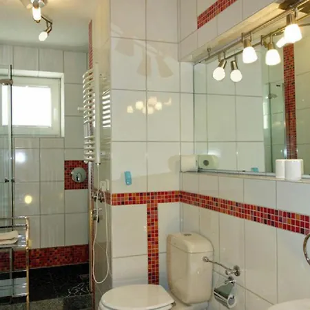 17 Nautilus Apartment *