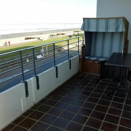 Apartment 17 Nautilus *